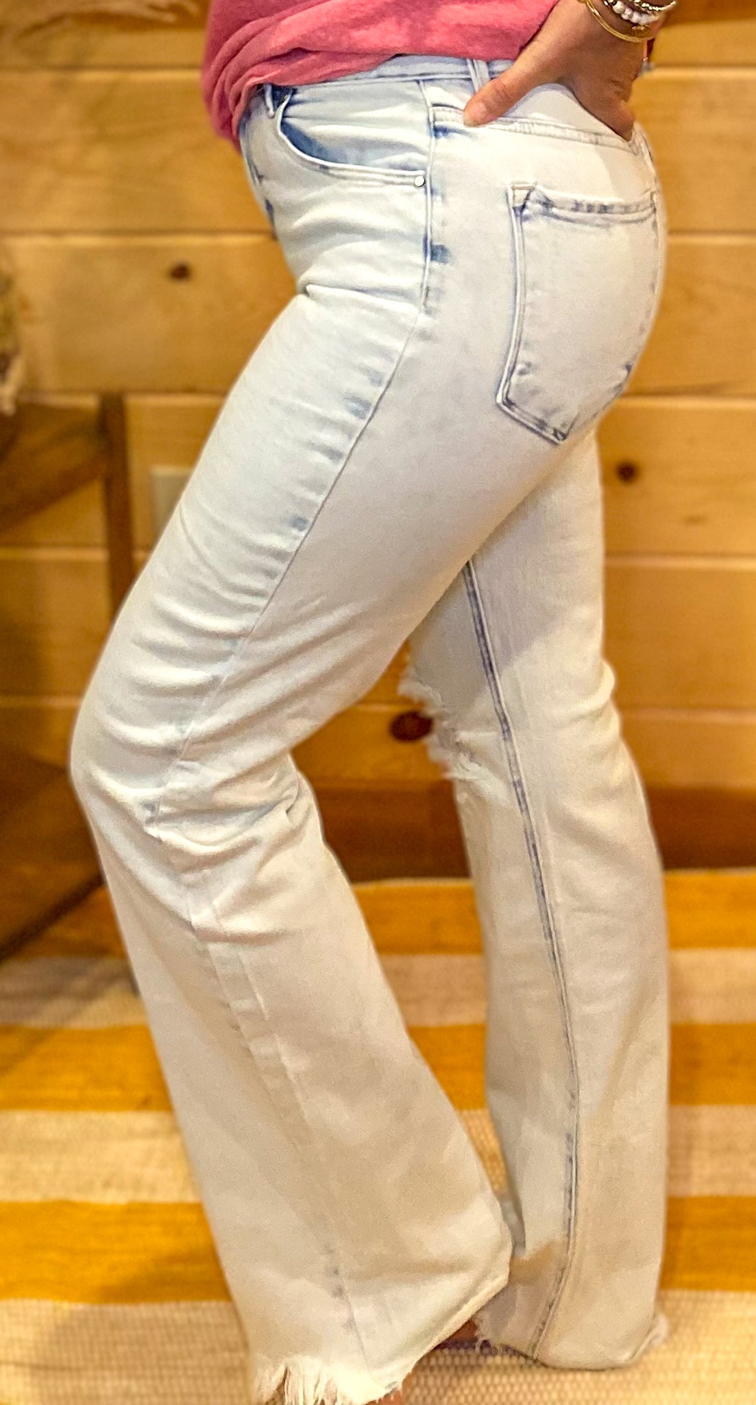 RISEN Full Size Camille Acid Wash Crop Straight Jeans - Light / 2XL |  Straight jeans, Denim fashion, Acid wash jeans